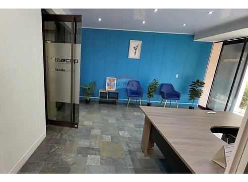 Propiedad Comercial De 890 M² - Providencia