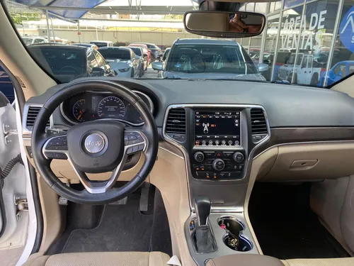 Jeep Grand Cherokee 5.7 Limited Lujo 4x4 At
