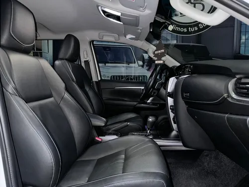 ¡ Toyota Fortuner Srv V6 4x4 Gasolina Automática 2021 !