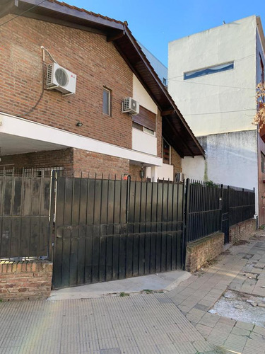 Casa 4 Ambientes En Alquiler En San Isidro