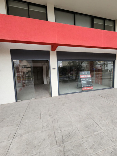 (adm) Local Nuevo Entre Eliodoro Yañez Y Manuel Montt