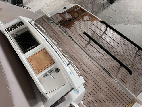 Sessa C44 Ano 2023 Com 2 Volvo Ips 650 - 40 Horas - B335