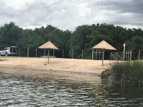 Imagen 2 de 25 de Casa En Barrio Privado El Quijote - Punta Del Este