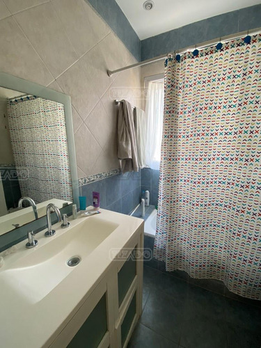 Casa En Alquiler En Los Jazmines, Pilar Del Este, Pilar