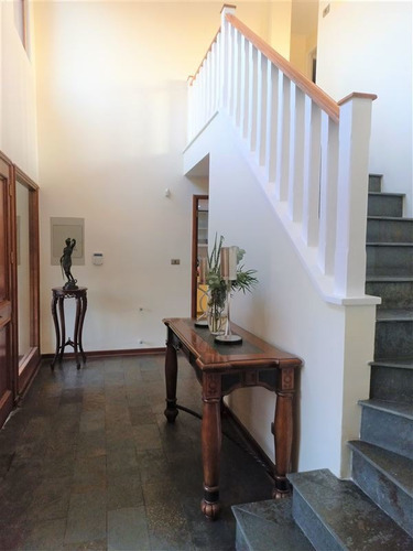 Imagen 4 de 22 de Venta Casa Grandes Espacios San Carlos De Apoquindo 5d 4b