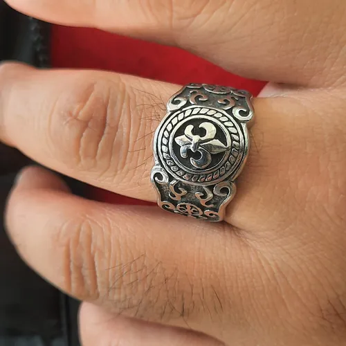 Anillo flor de lis hombre hotsell