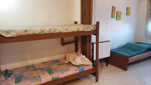 Monoambiente De 17 M2 En P.b. Al Frente - Villa Gesell - 1 Del Mar, En 133 Y 1 -zona Sur -4 Del Muelle De Pesadores,bajas Expensas -amueblado-parrilla-estacionamiento-