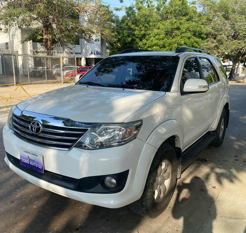 Toyota Fortuner 2.7l 4x2