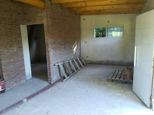 Casa En Arturo Seguí. Excelente Oportunidad, Amplio Terreno