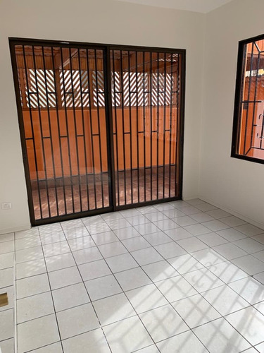 Amplia Y Remodelada Casa En Venta| Sector Parque Brasil
