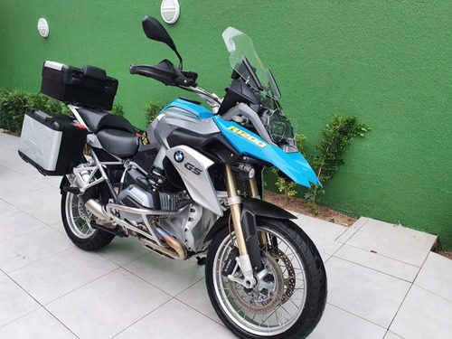 Imagem 1 de 5 de Bmw Passeio