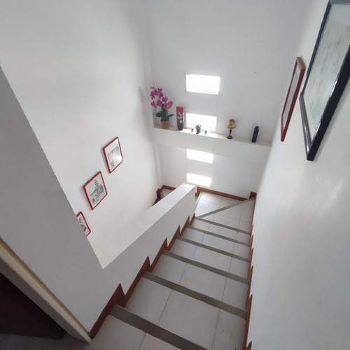 Imagen 11 de 22 de Excelente Townhouse Duplex Urbanizacion Brisasdel Mar Conjunto Villavel 3 Minutos Del Sambil
