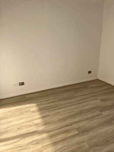 Oportunidad¡¡¡¡se Vende Dpto 2d/1b Recien Remodelado