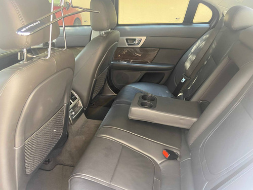 Imagem 8 de 10 de Jaguar Xf 2.0 Premium Luxury Turbocharged Gasolina 4p