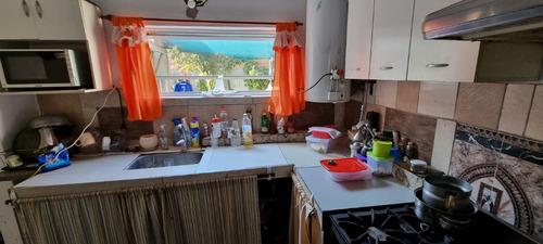 Imagen 13 de 26 de En Venta Casa Americana En Ciudad Jardin 3 Ambientes Con Fondo Zona Colegio Industrial En Calle Semicerrada