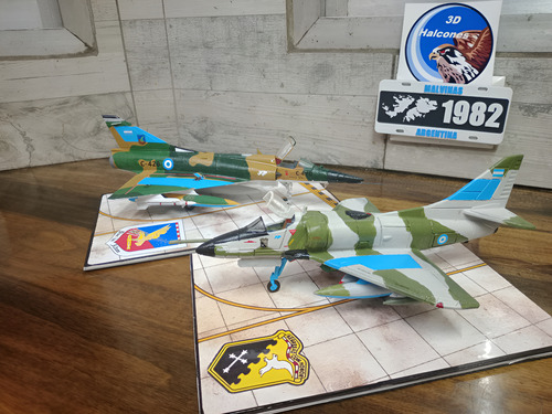 Combo X2 Maquetas De Aviones M-5 Dagger + A-4c Escala 1/48