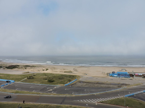 Imagen 14 de 15 de Apartamento En Venta De 3 Dormitorios En Playa Brava (ref: Lij-3058)