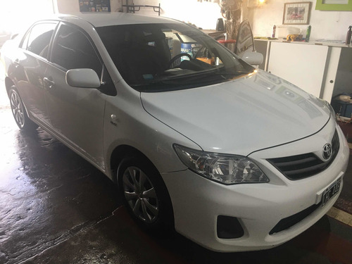 Imagen 2 de 11 de Toyota Corolla 2012 1.8 Xli Mt 136cv