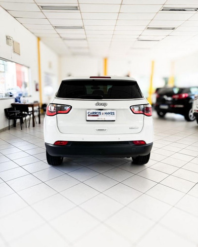 Jeep Compass 2.0 4x2 Flex 16V Aut.