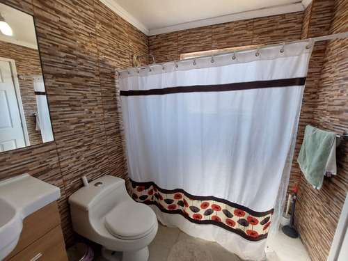 Venta De Linda Y Amplia Casa En Parcela, Pirque