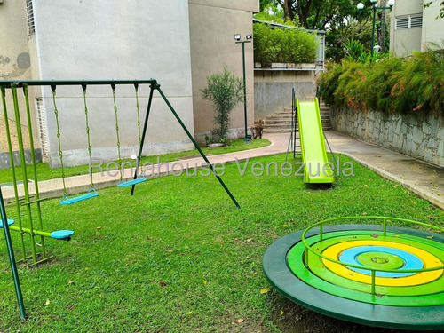 Apartamento Remodelado Amplio Y Cómodo En Excelente Urbanización Las Mesetas Santa Rosa De Lima Lld