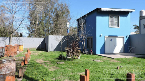 Imagen 1 de 17 de Quinta En Venta Implantada En 3 Lotes Con Duplex Industrial En El Pato