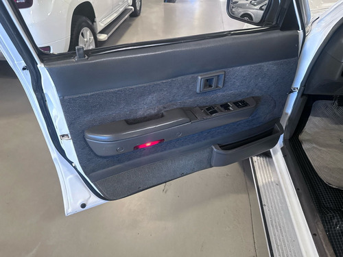 Toyota Hilux 3.0 Sr Cab. Dupla 4x4 4p