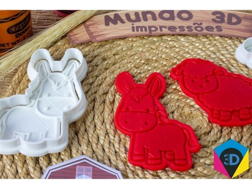 Imagem 5 de 9 de Cortador De Pasta Americana Fazendinha Animais 9 Peças