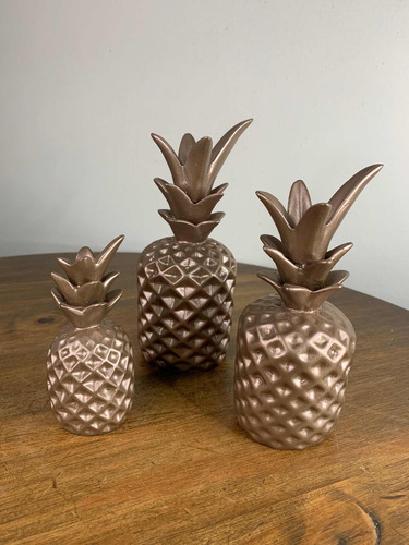 Trio De Abacaxis Em Resina Chic Gold - 17cm Limoeiro