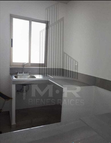 Imagen 4 de 14 de Casa En Venta Con Recamara En Planta Baja $930,000.=
