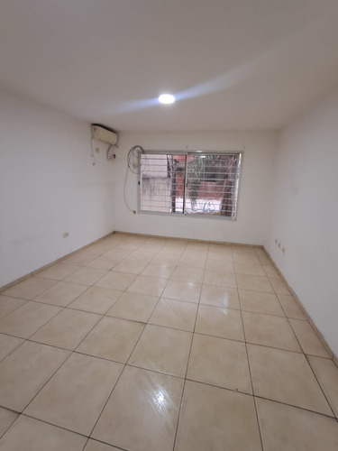 Vendo Departamento Monoambiente En Moron Sur- Excelente Ubicación
