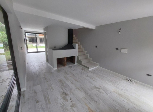 Dúplex En Venta - 2 Dormitorios 2 Baños - Costa Del Este
