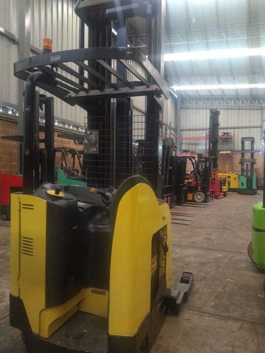 Imagen 5 de 7 de #221 Montacargas Hyster Reach Doble Pasillo Angosto