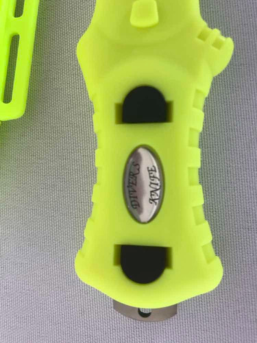 Imagem 2 de 7 de Faca Com Estojo Pesca Sub De Colete Nano Importado Seasub