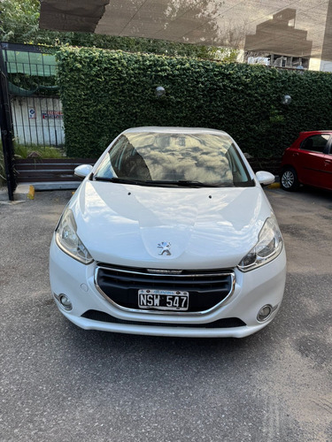 Peugeot 208 1.6 Allure