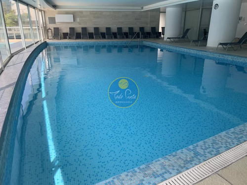 Seasons Tower Venta Mansa Pegado A Enjoy Conrad Hotel