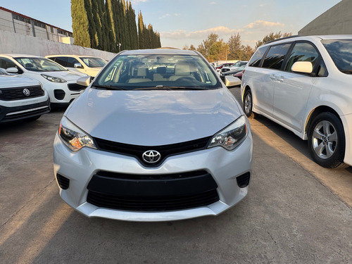 Toyota Corolla 1.8 Base At