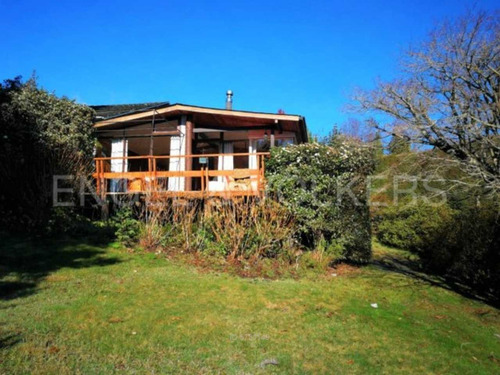 Casa Con Vista Al Lago Villarrica.