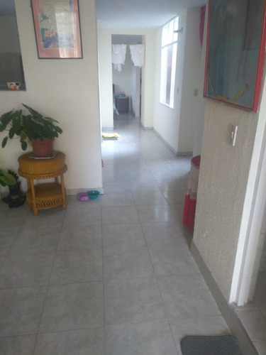 Imagen 21 de 21 de Vendo Casa De 3 Pisos Muy Serca A La Via Principal .