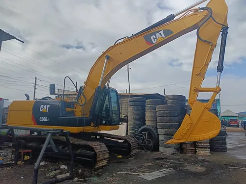 Excavadora Caterpillar 320d2 Modelo 2014