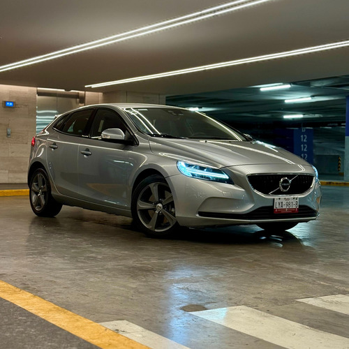 Volvo V40 1.5 Addition T3 A/T