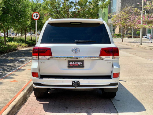 Toyota Land Cruiser 200 2019 4.5 Imperial Fl