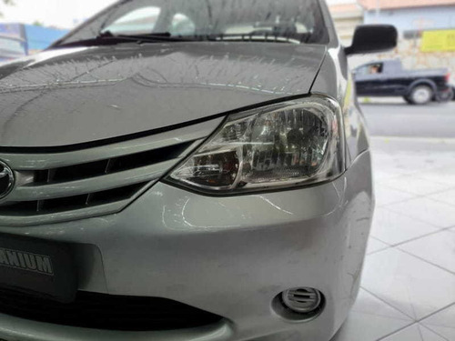 Toyota Etios X 1.3 Flex 16v 5p.mec