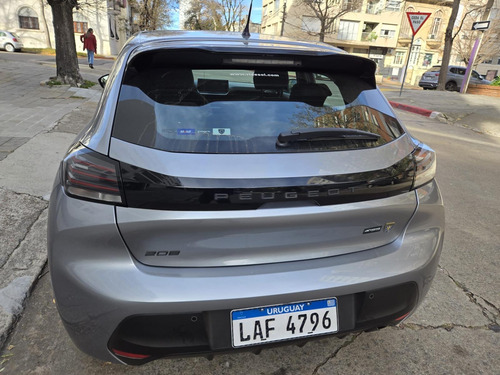 Peugeot 208 1.0 Style 5P