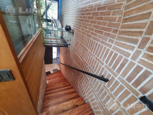 Imagen 7 de 18 de Espectacular Edificio Oficinas Garaje Para 4 Autos Y Piso Único Vivienda 3 Ambs