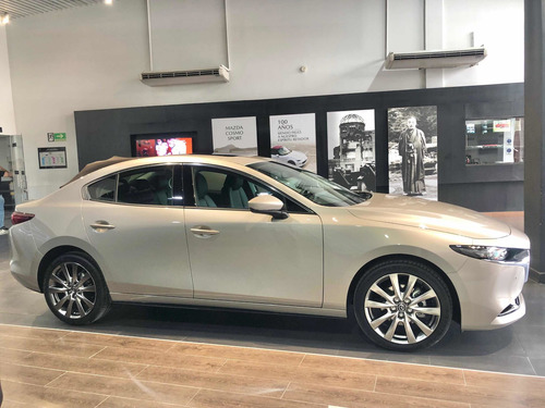 Imagen 4 de 17 de Mazda 3 Sdn At Grand Touring Hibrido 2.0