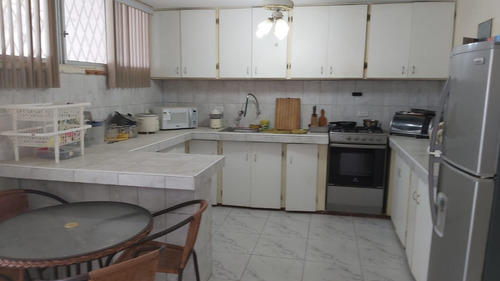 Imagen 6 de 16 de Vendo Villa 2 Plantas Salinas, Puerto Lucía, Con Piscina Y Garaje Privado, Amoblada, 3 Dormitorios, 3 Baños, Sala Comedor Cocina, Aires Acondicionados, Televisores, Camas, Porche Con Hamacas, Barbecue