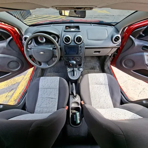 Ford Fiesta Max 2009