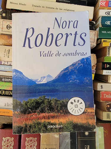Valle De Sombras Por Nora Roberts 