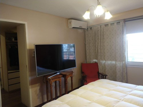 Casa En Venta - 4 Dormitorios 4 Baños - San Rafael
